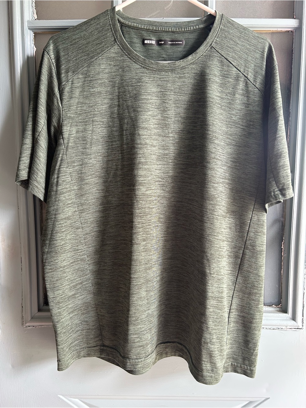 REI Co-Op Crew Neck Short Sleeve Outdoor Athletic T Heathered Green Men’s Large